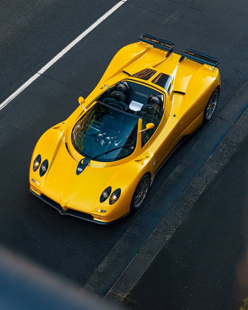 lekan897's tweet photo. Pagani Zonda S Roadster https://t.co/Jsf1rCk6CV