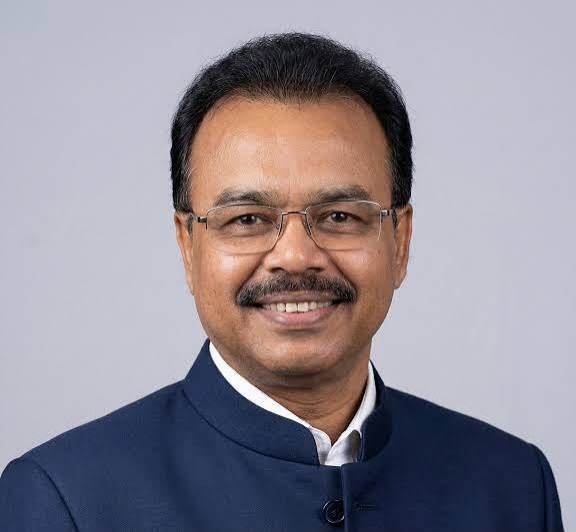 GADdeptmp's tweet photo. मध्यप्रदेश शासन ने भारतीय प्रशासनिक सेवा (1991 बैच) के वरिष्ठ अधिकारी श्री अशोक बर्णवाल को प्रदेश का नया मुख्य सचिव नियुक्त किया है, इस संबंध में सामान्य प्रशासन विभाग द्वारा आदेश जारी किए गए हैं। 

@CMMadhyaPradesh 
@JansamparkMP https://t.co/zZcW4jrrgN