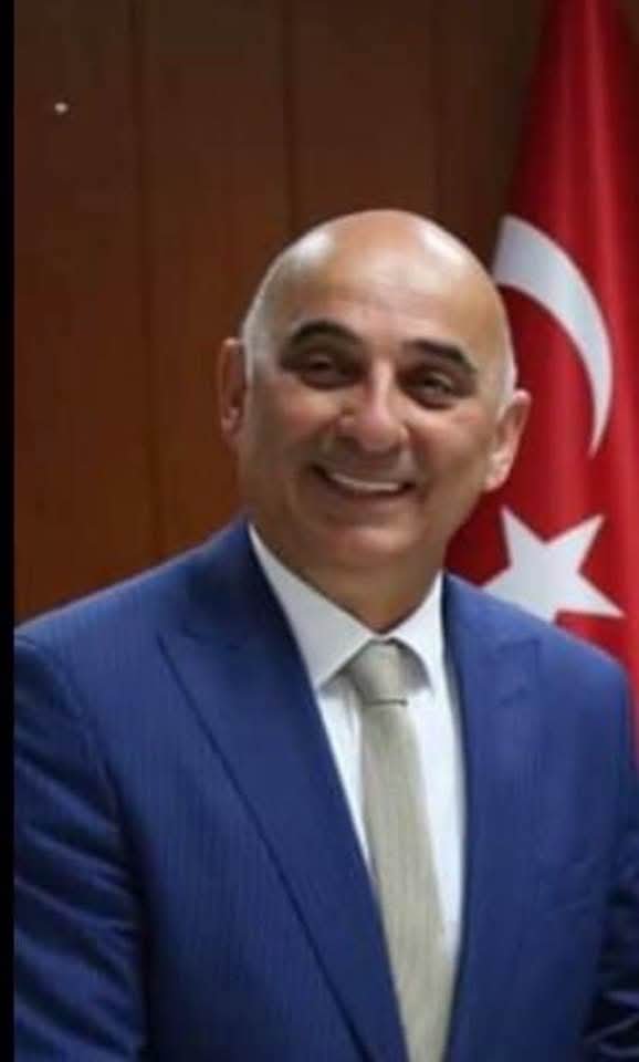 rahmicinar26's tweet photo. Onurla taşıdığım,
Cumhuriyet Halk Partisi üyeliğinden istifa etmiş bulunmaktayım. Mücadelemize hep birlikte kuracağımız Yeni Parti’mizde devam edeceğiz. 
Saygılarımla.
@eczozgurozel https://t.co/GNkebrNVfk
