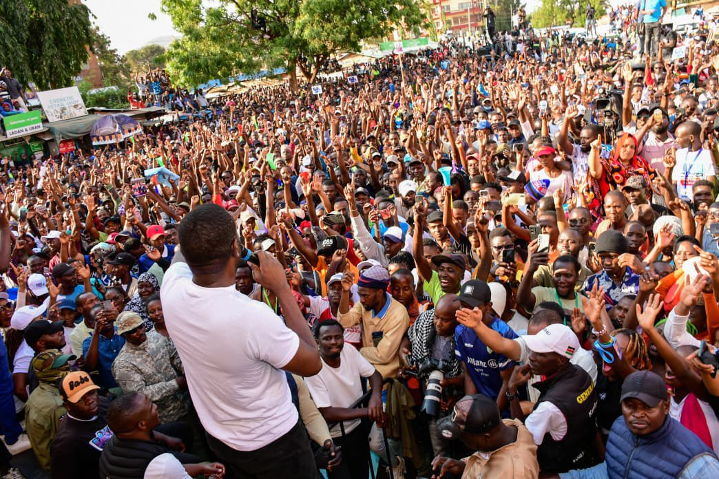 LindaMwananchi_'s tweet photo. As it stands, tumefika ksh 2,210,836.82 in 36hrs…and counting. 
Asanteni sana to everyone who contributed.

https://t.co/wRNKfiC5ad https://t.co/JiaRgxuUpd