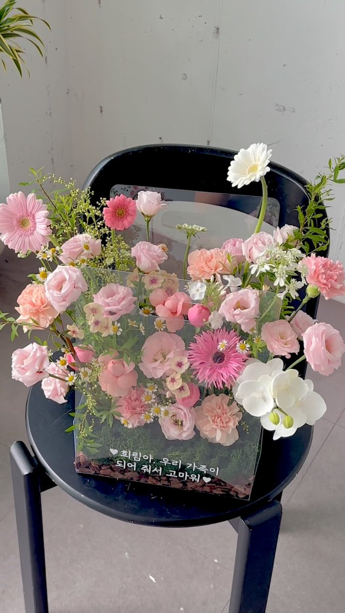 flowerfor_you_'s tweet photo. https://t.co/r8ofKL1oaW