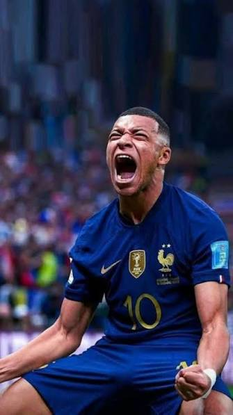 BLAST_x_x's tweet photo. @equipedefrance @KMbappe https://t.co/M6SzMnTi8H