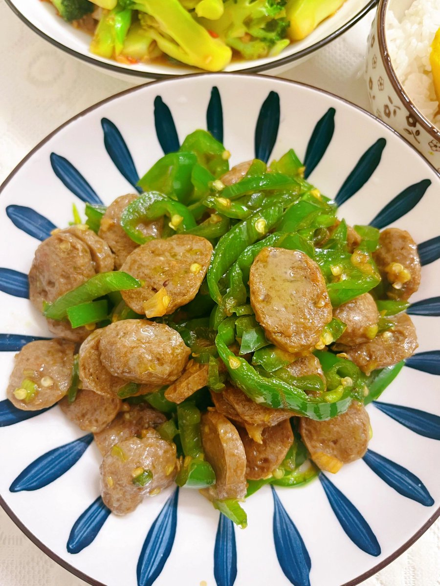 yanto064's tweet photo. 今日减脂餐打卡｜清蒸龙利鱼配清炒西兰花，少盐少脂，吃饱还能掉秤 https://t.co/iM1lap7jIk