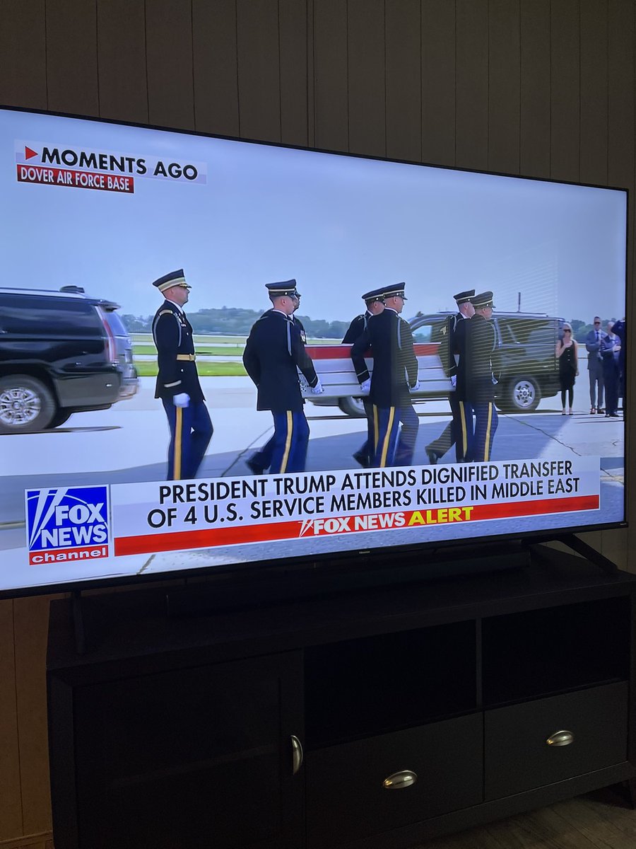 Baker__58's tweet photo. It’s time @POTUS drop everything on them. https://t.co/6VcNgsqWu0