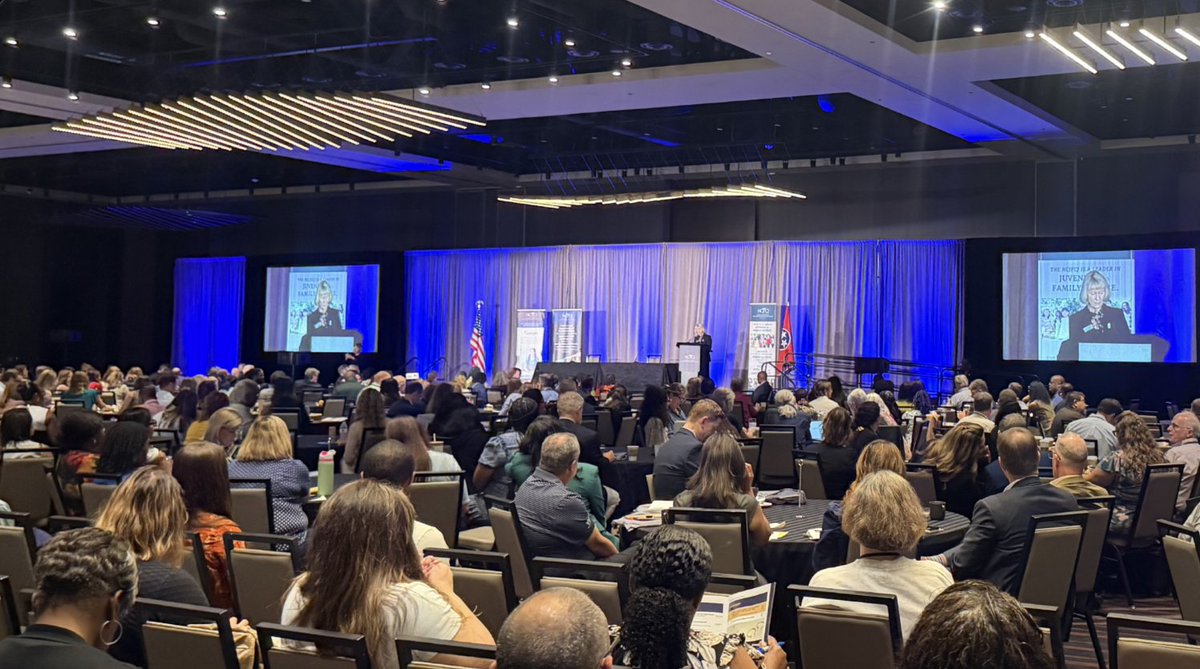 NCJFCJ's tweet photo. Our 89th Annual Conference, with record-high attendance, has been full of impactful learning and connection! New board members have been sworn in, guests have been honored with awards, and dozens of engaging sessions have taken place! #NCJFCJJusticeInTune https://t.co/x7iGQE4I6Z