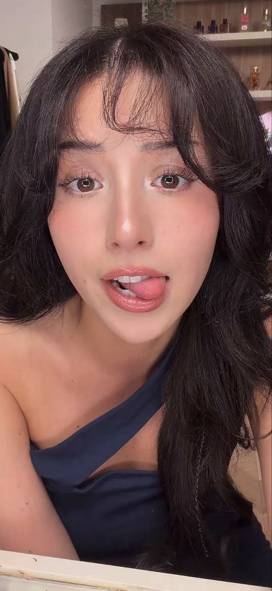 PokimaneMommy's tweet photo. 😋 https://t.co/Te7T6p5CK1