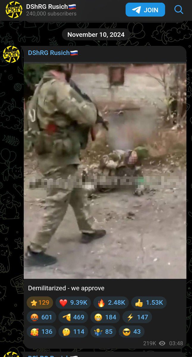 ISEIZEDTHEWORLD's tweet photo. @JPLindsley Another Ukrainian POW being executed with his hands on his heads. Also, Rusich's response to the original video, where they celebrated the execution. https://t.co/87Z1MgAt1E