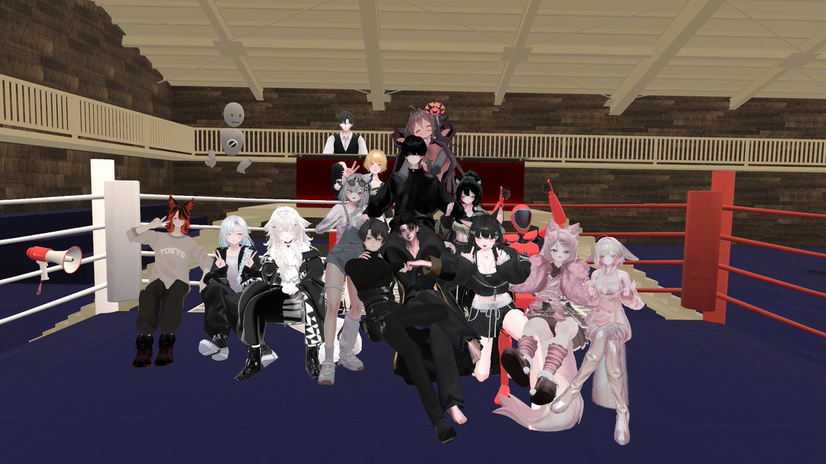 Neko_boxing's tweet photo. 2026. 07. 22 NOMAD TEAM AND NEKOPUNCH 
交流会、楽しかったです！みんなで僕を叩いたら痛いですよ〜🥲
勘弁してください〜！😭

NOMADさんとは、これからもっともっと仲良くなっていくことになりました！

#NekoPunch #NOMADVRC_BOX #vrcboxing #vrchat https://t.co/WQWU5BAi9c