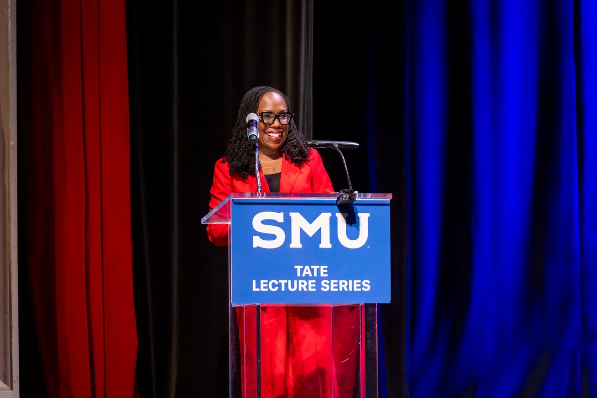 LynnPinker's tweet photo. During SMU’s Tate Distinguished Lecture Series in Dallas, U.S. Supreme Court Justice Ketanji Brown Jackson spoke about the importance of protecting an independent judiciary and preserving public trust in the courts. Learn more about the lecture here: https://t.co/gK9BfzdYQx https://t.co/eXZyUT3TWj
