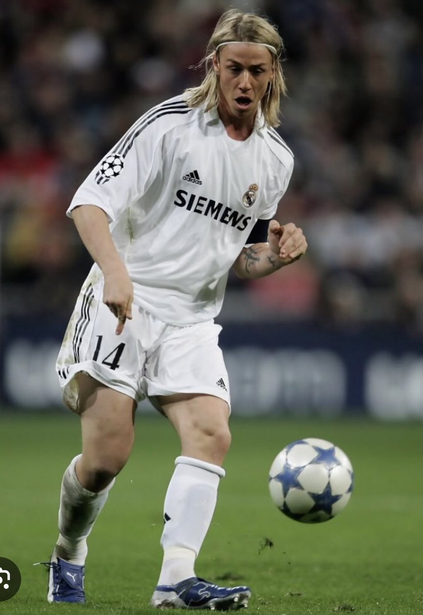 MayconBattista's tweet photo. @danthebelo Até q ele fez uma boa carreira no Real Madrid, veio pra compor elenco https://t.co/yvSkmXONiU