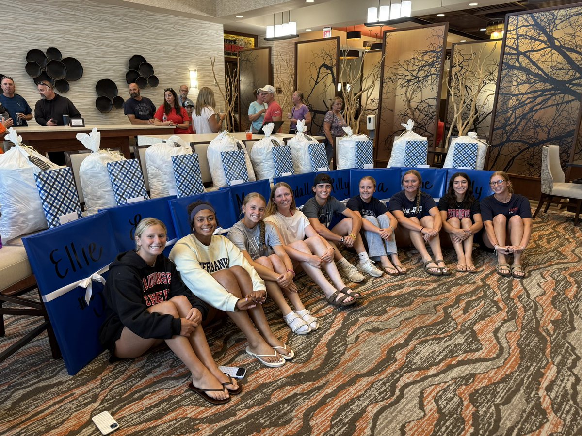 MmWasco's tweet photo. One last week celebrating an incredible group of young women💙 Wrapping up a group that has been together for 7 years, and made life long friendships on and off the field. 

Congratulations seniors; here’s to one last ride. Let’s ball out in TN🌻#wascoproud https://t.co/JTy1l1Esjy