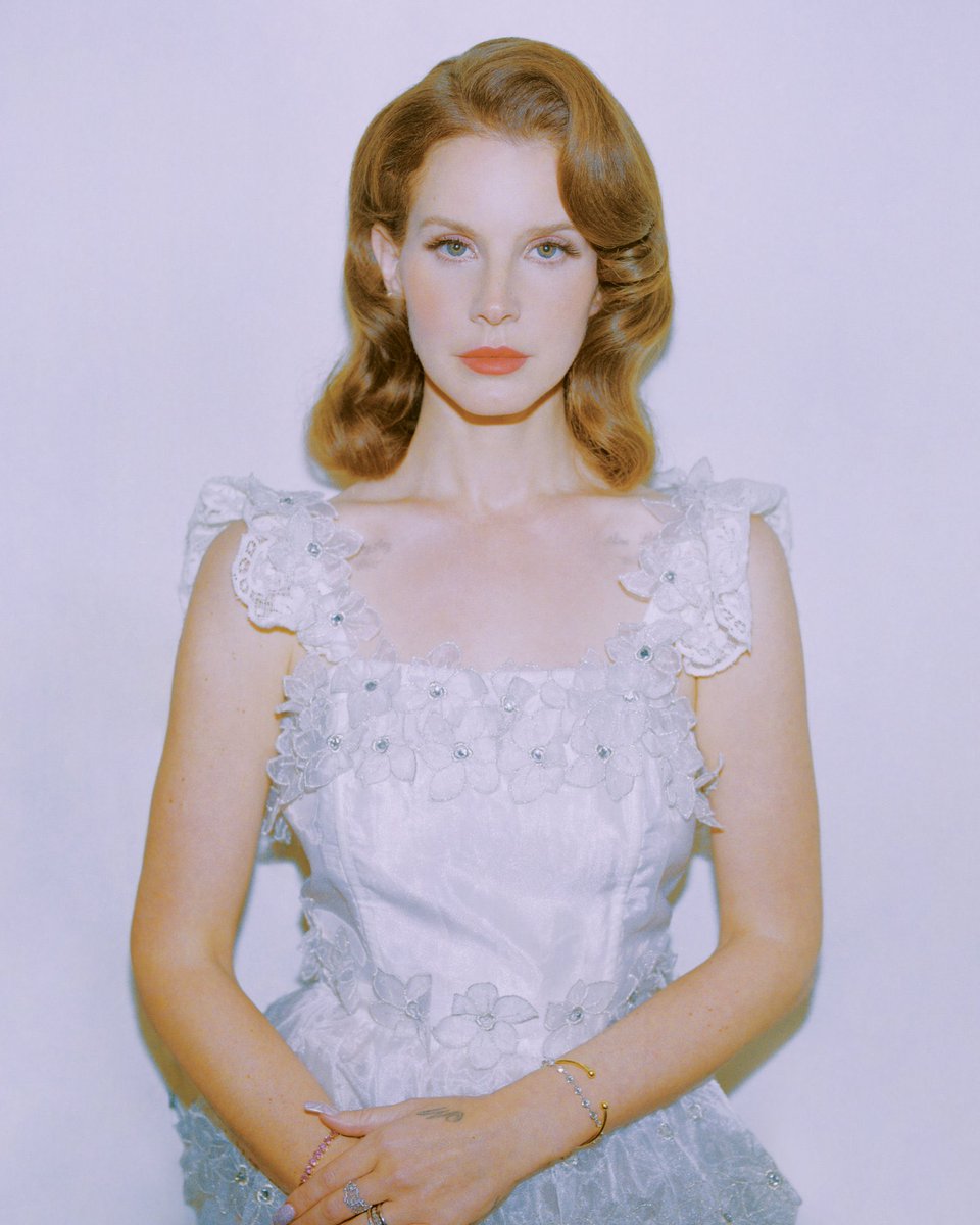 Lana Del Rey Merch tweet media