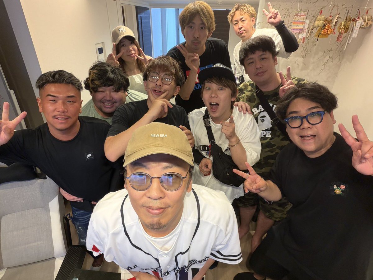 y1919yy1919y's tweet photo. ありがとう

ここまで皆ほんまありがとう

今日からまた一歩ずつ歩こう

待たせたな https://t.co/JL9HoMetF6
