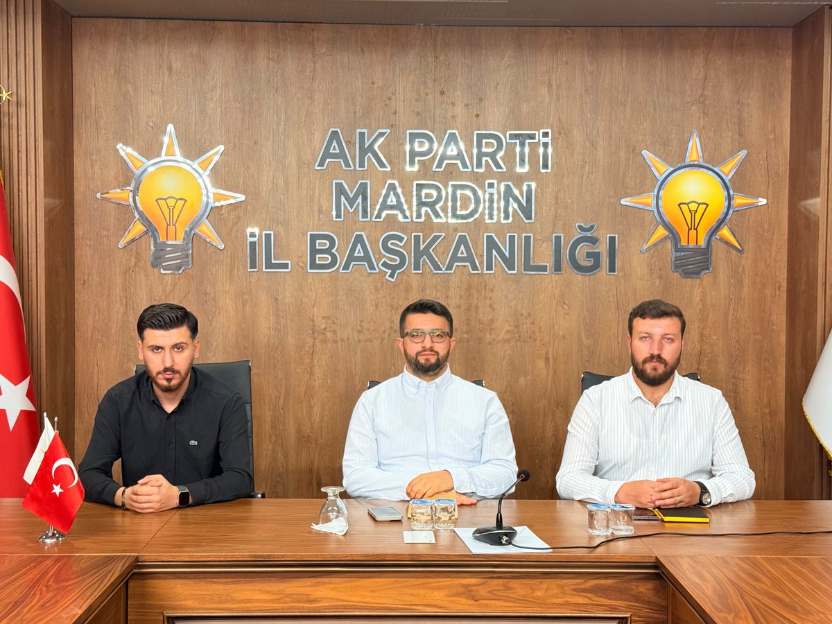 AKGenclikMardin's tweet photo. 📍 İl Gençlik Kolları Başkanımız Sn. Süheyl UÇAR başkanlığında yönetim kurulu toplantımızı gerçekleştirdik. Toplantımızda güncel gündem ve teşkilat çalışmalarımız üzerine istişarelerde bulunduk. https://t.co/dy25h6tsks