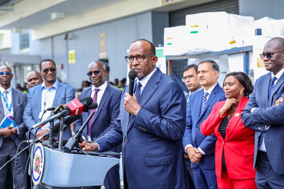 Kemsa_Kenya's tweet photo. CS Duale Commends KEMSA’s Supply Chain Excellence as Kenya Receives India’s Ebola Support

Health CS Hon. Aden Duale received a donation of Ebola preparedness commodities from the Government of India, handed over by H.E. Dr. Adarsh Swaika, India’s High Commissioner to Kenya. https://t.co/H1UTcPTHXS
