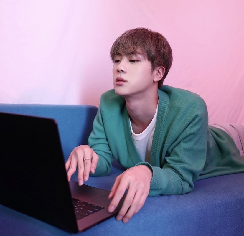 Jülly ⁷ VAI VER O BTS 🪭 tweet media