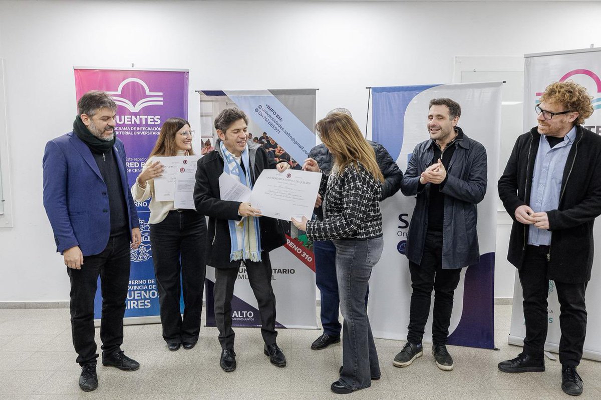 CrisAlvarezRod's tweet photo. Además, recorrimos la ampliación del Centro Universitario. Con el programa Puentes seguimos acercando la universidad pública a cada vez más bonaerenses.

Hoy más de 430 estudiantes de la ciudad pueden acceder a una carrera sin tener que irse de su hogar.

Porque con obra pública, educación e infraestructura construimos las oportunidades que cada comunidad necesita.