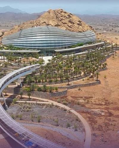 bnShadhan's tweet photo. 💢🚨سلطنة عُمان تطرح 3 مشاريع سياحية مستدامة داخل حديقة النباتات العُمانية باستثمارات تتجاوز 20 مليون ريال عُماني، تشمل منتجعًا صحيًا فاخرًا، وحديقة مغامرات جيولوجية، ومركزًا للحياة الفطرية.

📎 تُعد حديقة النباتات العمانية من أكبر الحدائق النباتية في المنطقة. https://t.co/Ph07Q70RTK