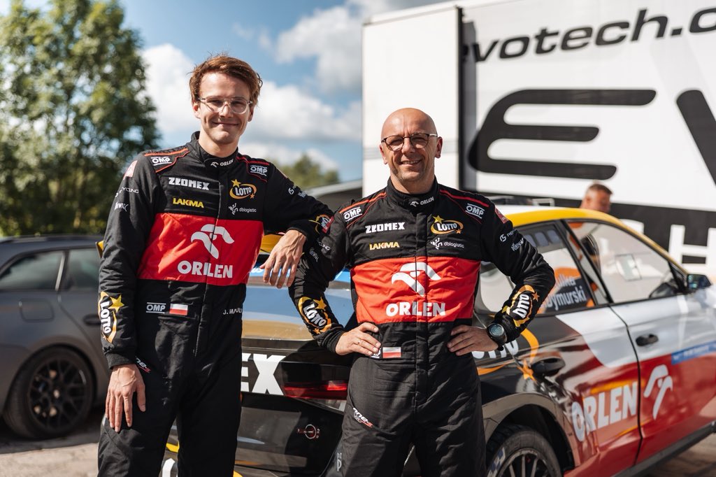 jakub_matulka's tweet photo. Ready for @rallypoland! 🇵🇱👊
@GrupaORLEN | @TeamORLEN | #ORLENdlaciebie | #LOTTO | @totalizator_sp | #Złomex | #LAKMA | #DBLogistic | #TGRecycling | #ParkPoniwiec | #Gliwice | @Michelin_Sport | #AutomobilklubZiemiTyskiej | #EvoTech https://t.co/iTbhT8lTlk
