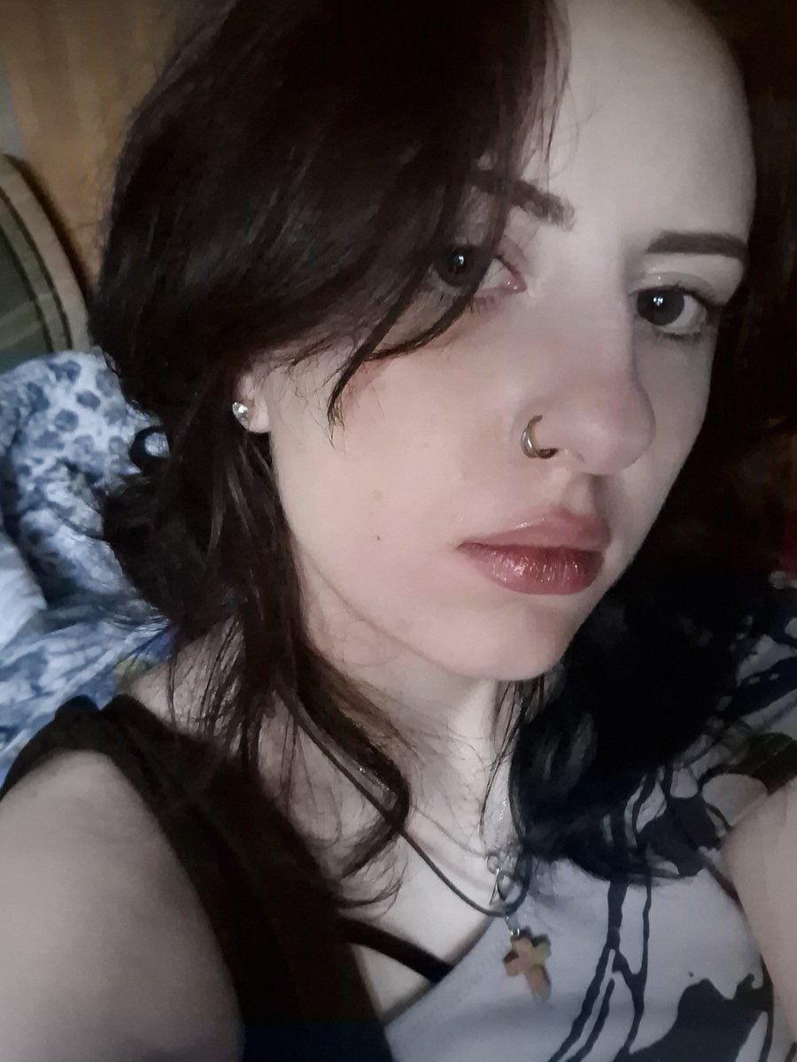 ohowefell's tweet photo. у меня блестят глаза и губы
#nomakeup https://t.co/pMsxaPFFuP