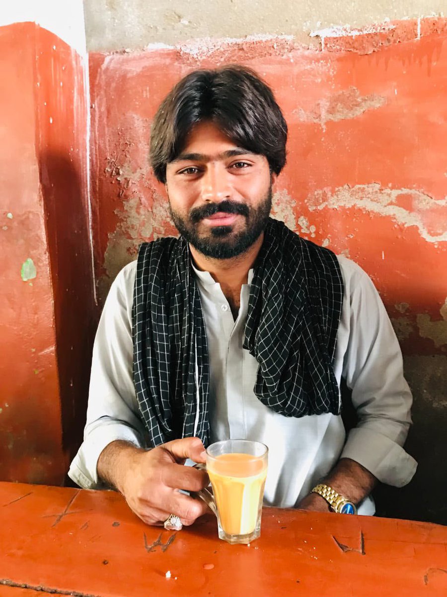 bibis6787's tweet photo. او کنا جغر نا ٹکر ای زہیری اُٹ خن ہروک اُٹ دراوازہ غا اَرا وخت کنا پھل نا حوال اس کنے ملے۔

#ReleaseAsifBaloch https://t.co/GMEzQ6Bcr9