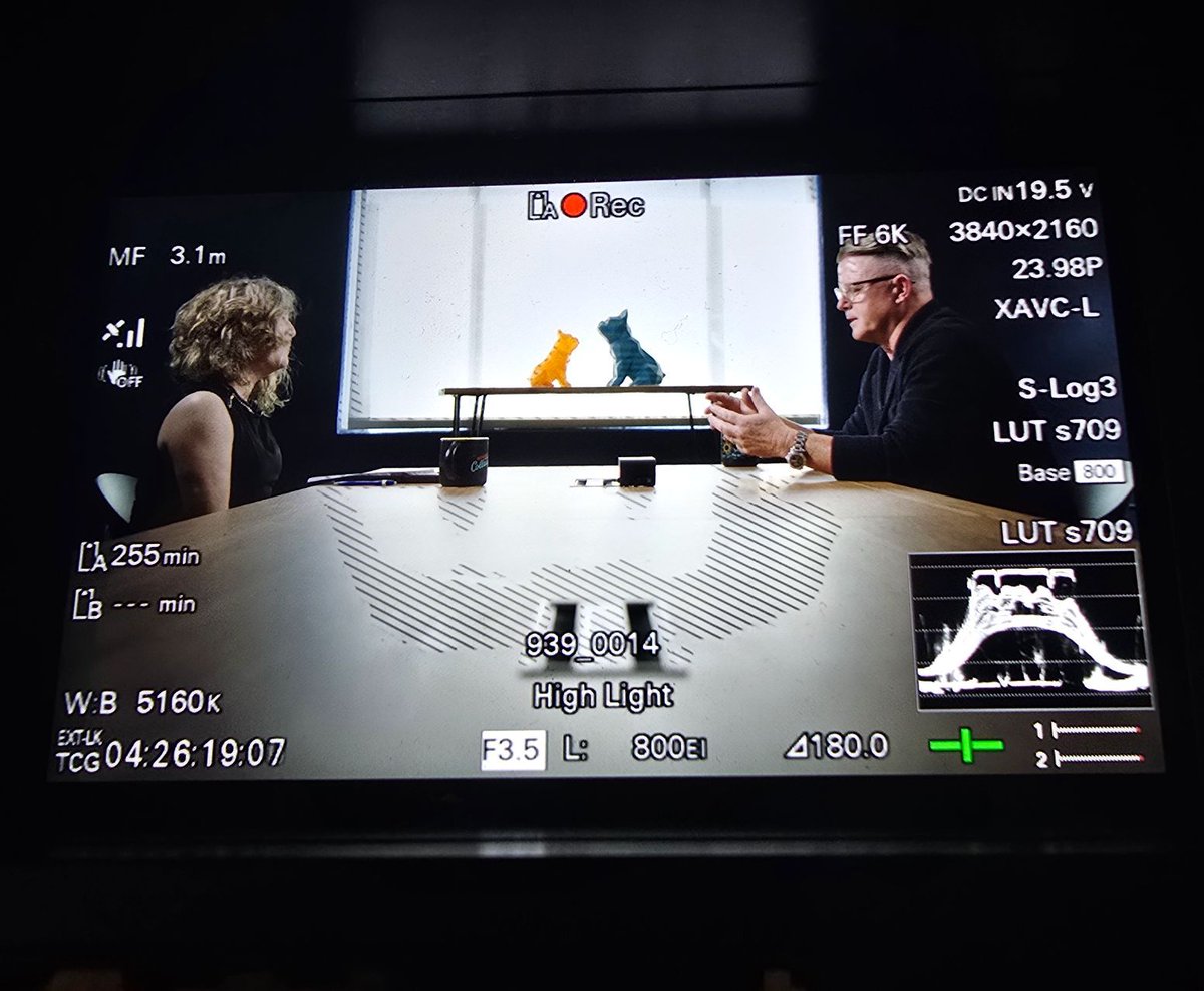 IG1com's tweet photo. Success on camera starts with the work happening behind the scenes. π₯
The IG1 team makes sure every detail is dialed in, so everyone looks their best and is set up for success!
#letsshoot #videoproduction https://t.co/WNHBIifCFG
