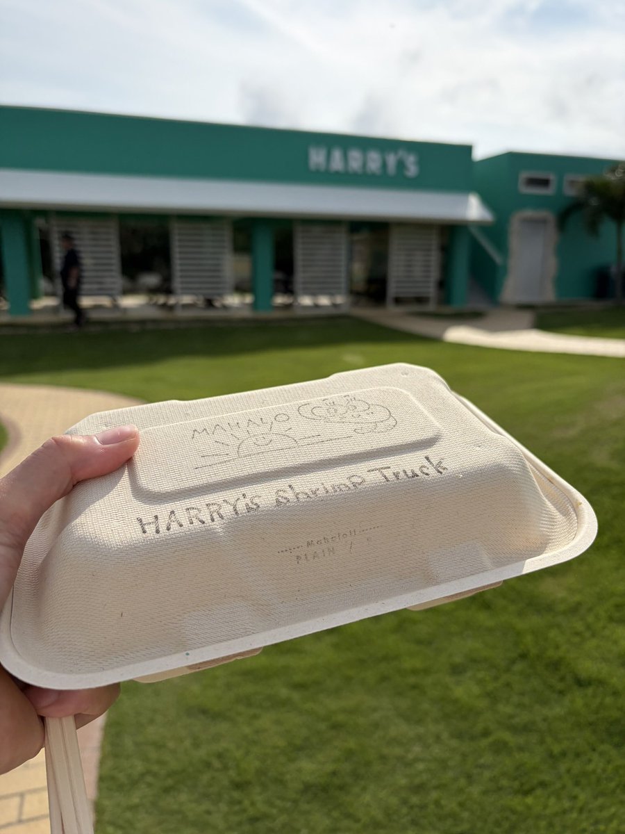 Ja1panda27's tweet photo. HARRY'S
空いてて良かった🏖️🥤🍧 https://t.co/yfv9oJqCVZ