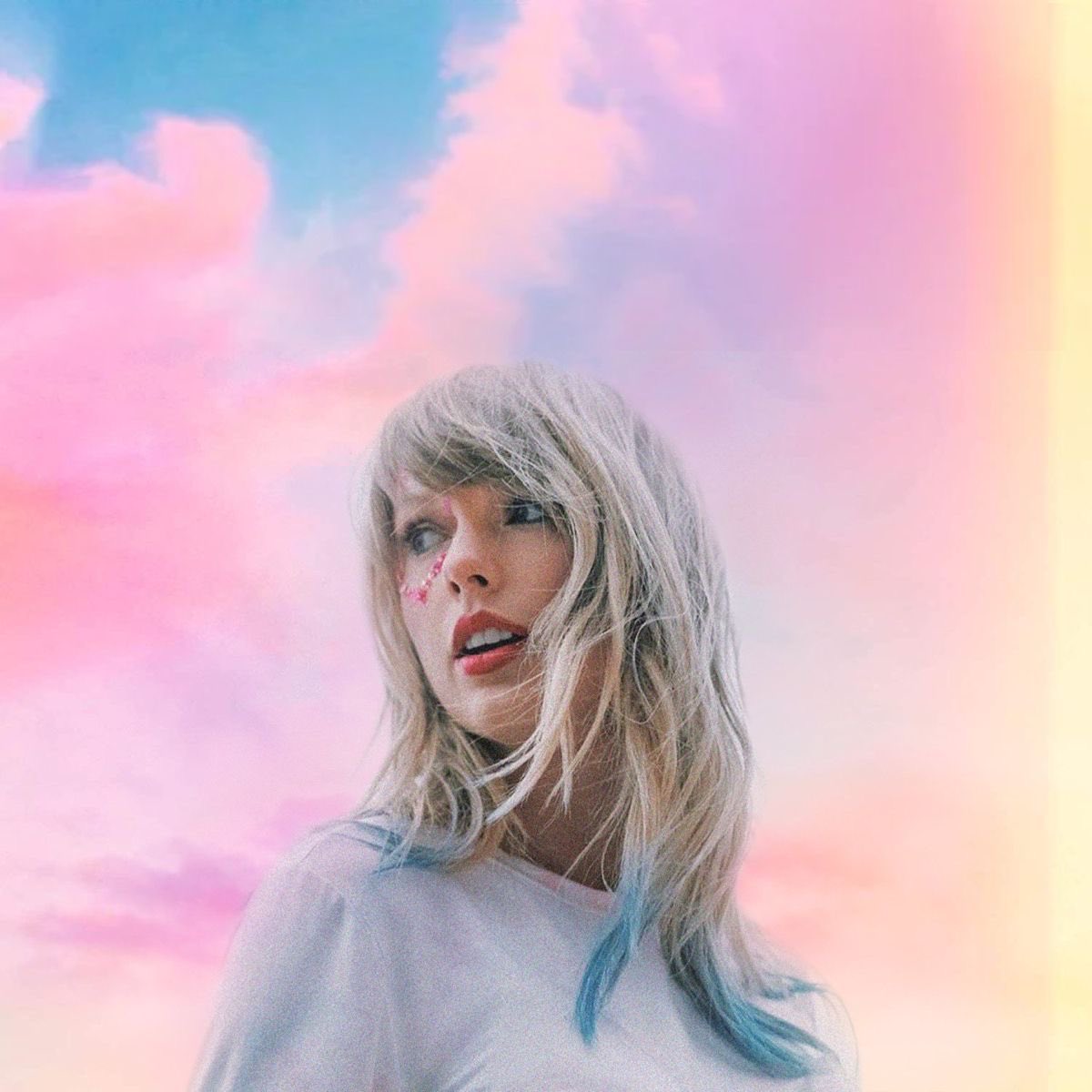 updatecultura's tweet photo. “Lover”, de Taylor Swift, ultrapassa 10 MILHÕES de unidades vendidas nos EUA e se torna elegível ao certificado de DIAMANTE. https://t.co/XNJ4auSfQC