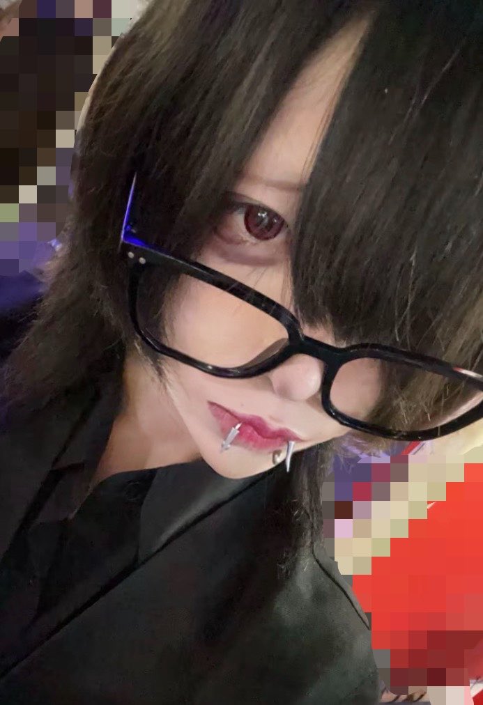 qs2_xp's tweet photo. 僕は喰種だ。 https://t.co/irm8kTFtqY