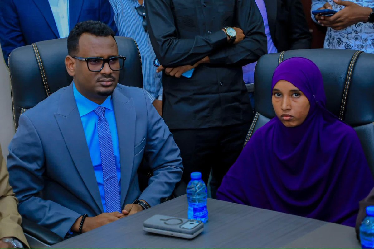 Ore_Osman1's tweet photo. Excited to officially take over the leadership and assume responsibilities as the Minister of Fisheries and Blue Economy of South West State from my predecessor, Hon. Abdifatah, during today’s handover ceremony.

This marks the beginning of a new chapter in advancing the fisheries and blue economy sector in South West State of Somalia. My priorities will focus on promoting sustainable fisheries, strengthen marine conservation and biodiversity, enhance food security, create employment opportunities, and empower our coastal communities through inclusive and sustainable fisheries development.

I look forward to working closely with government institutions, development partners, the private sector, fishing communities, and all stakeholders to unlock the immense potential of our marine resources and deliver meaningful, lasting impact for the people of South West State.

#sustainablefisheries #Marineprotection #BlueEconomy