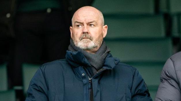 JustUstims's tweet photo. @JamesHarri58871 @RangersBanter17 You sure about that? https://t.co/sXLPZezQR5