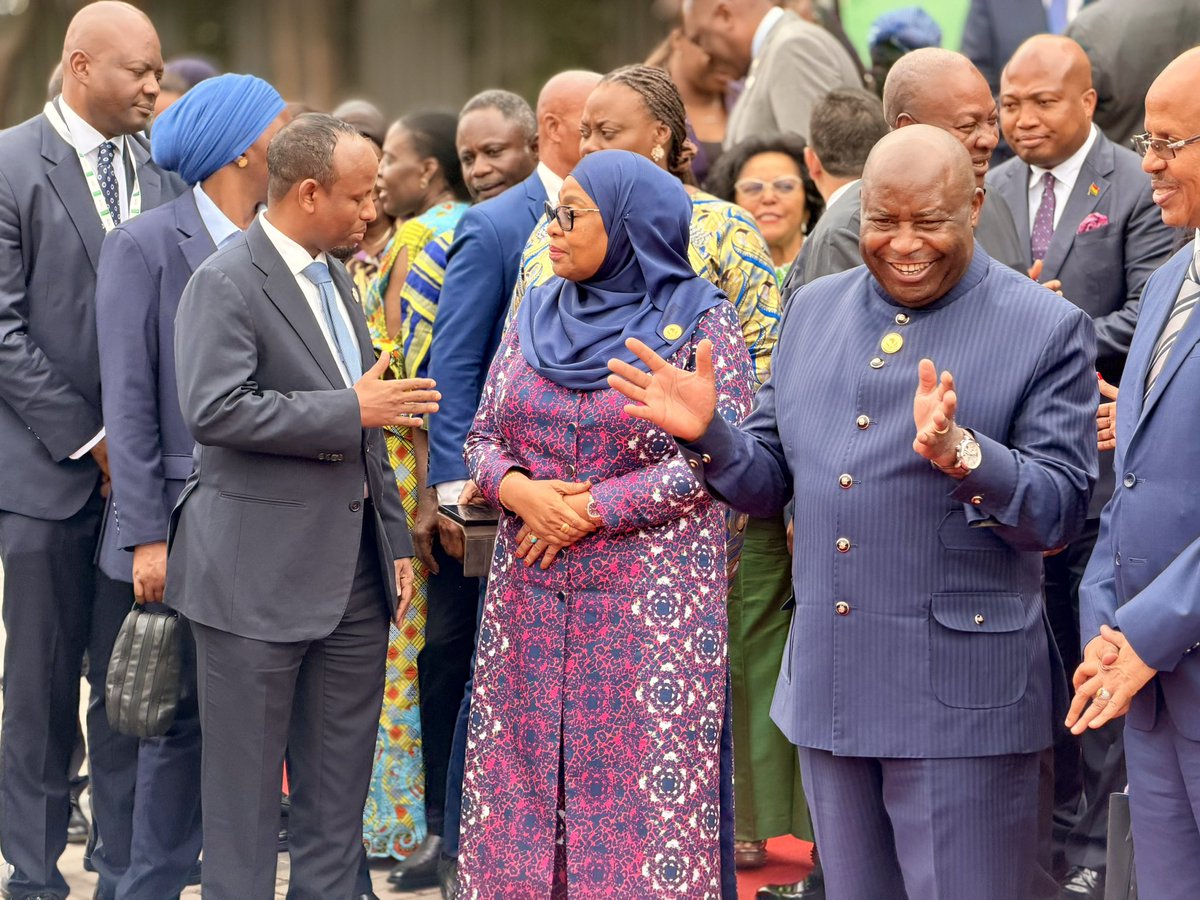 DrAliHajiadam's tweet photo. Honored to represent H.E. President Hassan Sheikh Mohamud at the 20th Extraordinary African Union Summit on Health in Accra, Ghana. I reaffirmed Somalia’s commitment to strengthening Primary Health Care as the foundation for resilient health systems, expanding equitable access to quality healthcare, and advancing Universal Health Coverage across Africa. #AUSummit