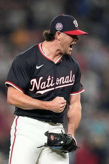 starsstrikesbb's tweet photo. Imagine Kyle Finnegan coming back to DC at the deadline and setting the Nationals career saves record as he helps them make their first postseason in 7 years https://t.co/1fDY6Zmrb5