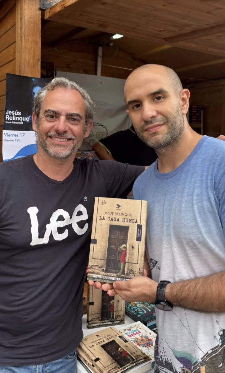Asturlibros's tweet photo. En la última edición del @festivalcelsius algunas autoras y autores como Claudia Laforet, Jesús Relinque y Yosune Álvarez firmaron en nuestra caseta ejemplares de sus novelas. 

¡Nos vemos en 2027 con más novedades y aventuras!

#celsius2026 #terror #fantasía #cienciaficción https://t.co/8nArPJGBE0