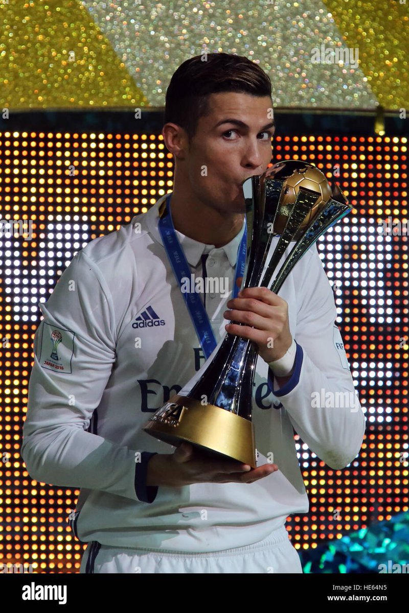 NN93MEKA's tweet photo. Snr man, you said ANY world cup trophy for the bonus round.....well here it is. 

There's also an image of him with the golden ball too. https://t.co/eCrDzOxBrR