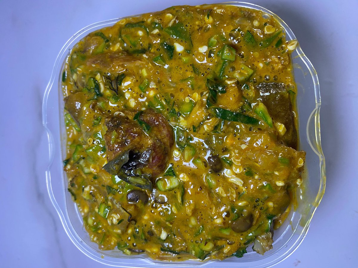 Confydens6's tweet photo. When I say cooking is my hobby.

People say I’ll get tired when I get married .

Married people, na so e be?
My mama never tire sha.

Anyways, bring your fufu. I don cook finish. https://t.co/03nZINpsjk