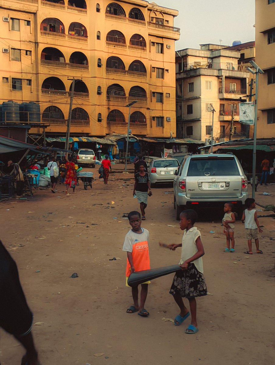 UgwuKenechukw10's tweet photo. Growing up in Awada.
July, 2026.

Photographed By Ugwu Kenechukwu. https://t.co/3C17izSCIi