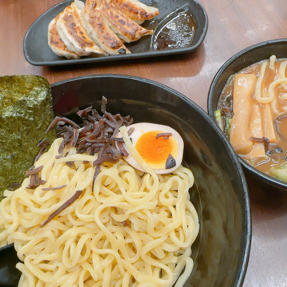 Y70150455's tweet photo. ラーメン熱はいったんつくとしばらく燃えるよね❤️‍🔥❤️‍🔥 https://t.co/4DTtDOPrzO