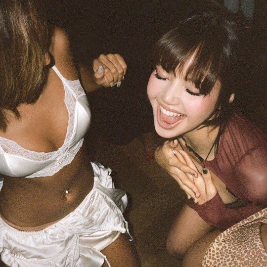 skemzei's tweet photo. tylisa memories https://t.co/2DM3kgyiBo