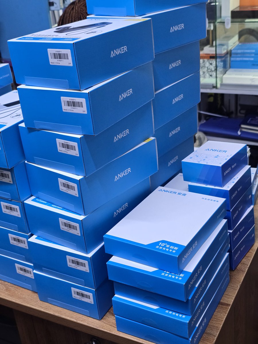 DrKanyuira's tweet photo. 📌 @Essentiall_Ke
It's 8:55PM I'm still working on Google Sheets in town at this hour.
Since 2020, we have always sworn we will never compete on being the cheapest when it comes to the products we sell.
But we have lost the fight... we've cooked something proper with our supplier.
We might actually have the best prices in town on these Anker power banks.