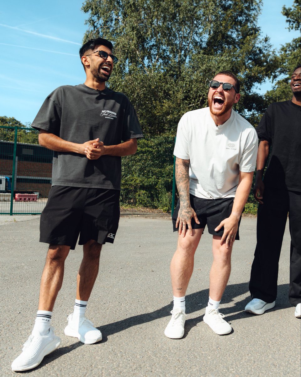 CIRCULRCO's tweet photo. @Vikkstar123 &amp; @Behzinga came prepared…
@LandoNorris we’ve got you next time 😎 https://t.co/AogrWhnpcw