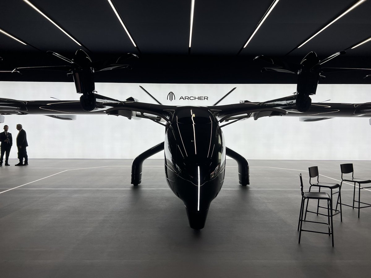 verticalavi's tweet photo. We're at #Farnborough visiting members, connecting with industry leaders, and checking out the latest innovations in #VerticalLift.

If you're attending, we'd love to see you! Stop by our booth: Hall 4 - Booth 4800. https://t.co/PgeXdaGE8i