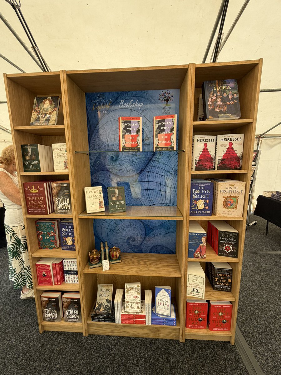 ENortonHistory's tweet photo. What’s not to love about a history festival bookstand 😊 It’s the first day of the history festival at @HallHarvington #harvingtonhall #mybook #mybooks #womenwhoruledtheworld https://t.co/Cl9jirVDao