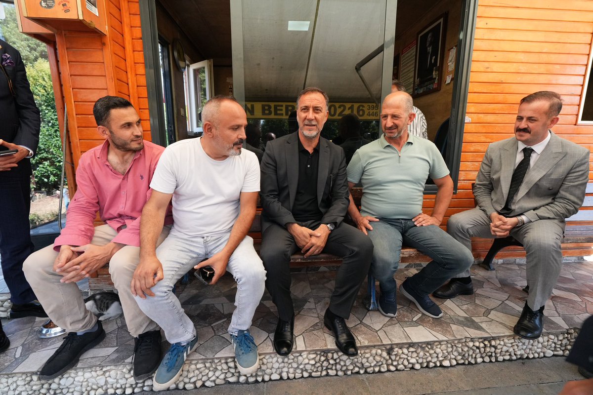 BBvolkanyilmaz's tweet photo. Tuzla’da, 
Sahil Taksi esnaflarımızı ziyaret ederek sorunlar ve çözüm yolları üzerine istişarelerde bulunduk. 

Tüm esnaflarımıza hayırlı işler dilerim. https://t.co/icaBmsOj7H