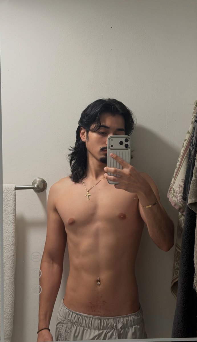 eOnN_x's tweet photo. Never beating the twink allegations🫩 #mlm  #gay https://t.co/KtZazeiYvx