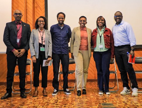 DiscoverJKUAT's tweet photo. Day 1 of the Human-Computer Interaction (HCI) Workshop at AICAD tackled the big questions on user experience (UX), artificial intelligence, accessibility, digital health, education technologies, and the development of inclusive digital solutions that address real-world challenges.

Huge thanks to the organizers Dr. Eunice Njeri, Founder, JKUAT Social Robotics Lab, Prof. Stephen Kimani, Director, ICT, Dr. Jacki O'Neill Director, Microsoft Research Africa, Dr. Petronilla Muthoni Chair, Department of Computing, Dr. Isaac Oteyo Lecturer, Department of IT and Damaris Waema, Tutorial Fellow & PhD IT Candidate, Dept. of Computing. ^DP

#JKUATPAUGrad2026 #JKUATHCI2026  #HumanComputerInteraction