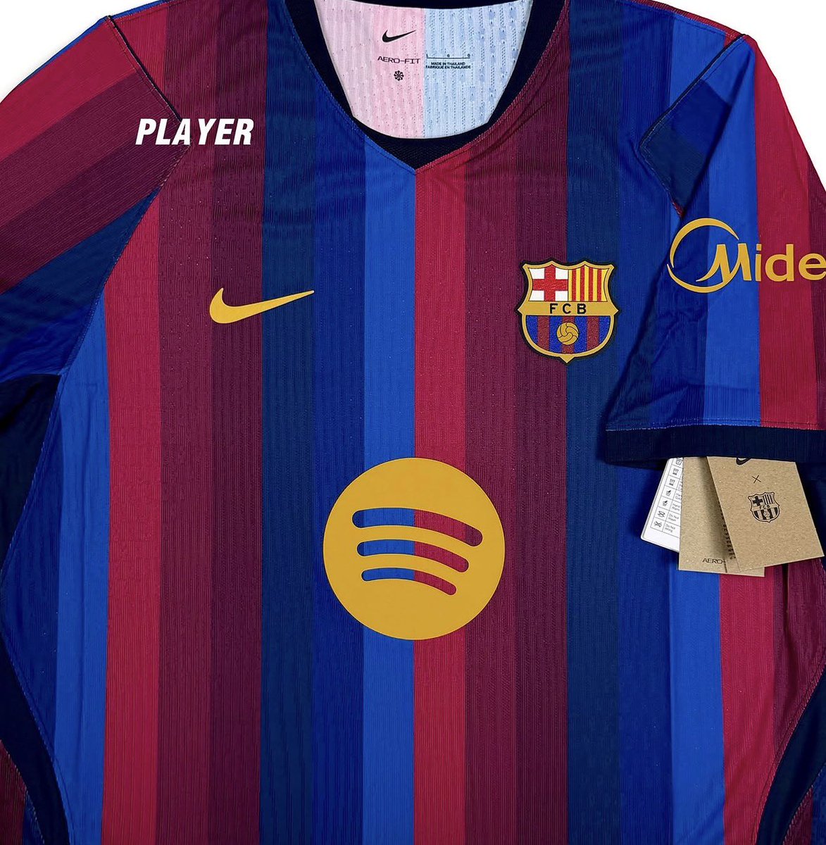 TRWSPORS's tweet photo. 💥Diferencias entre FAN y PLAYER https://t.co/s4kpMFVV7W