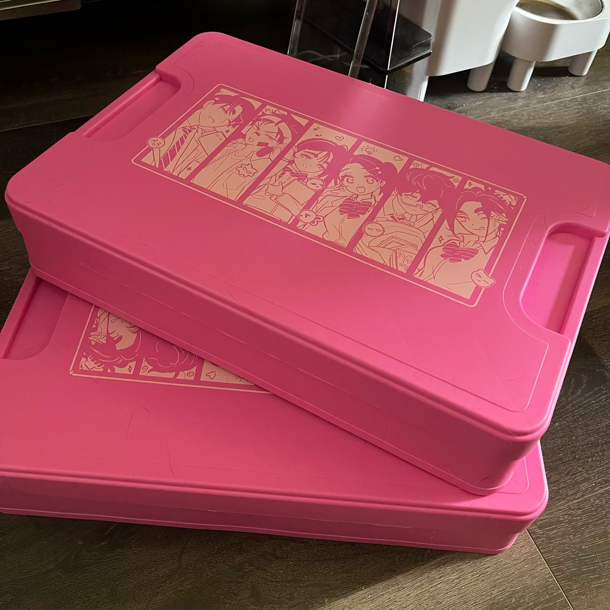 BijutsuRyuu's tweet photo. I DIDNT KNOW YOU CAN FLATTEN THE BOX!!! https://t.co/zMqT3H3N1F