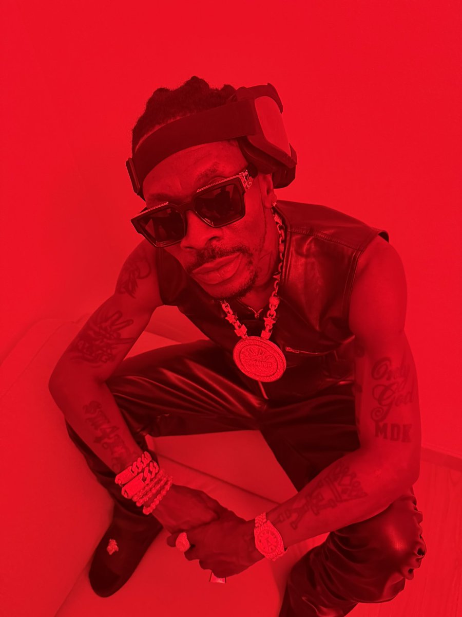 bankulli's tweet photo. SHATTA WALE - EOD (VISUALISER) https://t.co/oMlu7vCpfM via @shattawalegh 

Out on YouTube https://t.co/LFbVp2EZTg