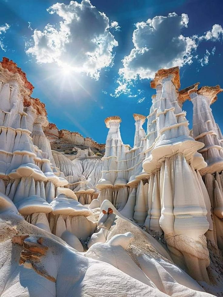 ab_cd_1235's tweet photo. Velley of Dreams, New Mexico 🇲🇽 https://t.co/j9s5xsPAoU